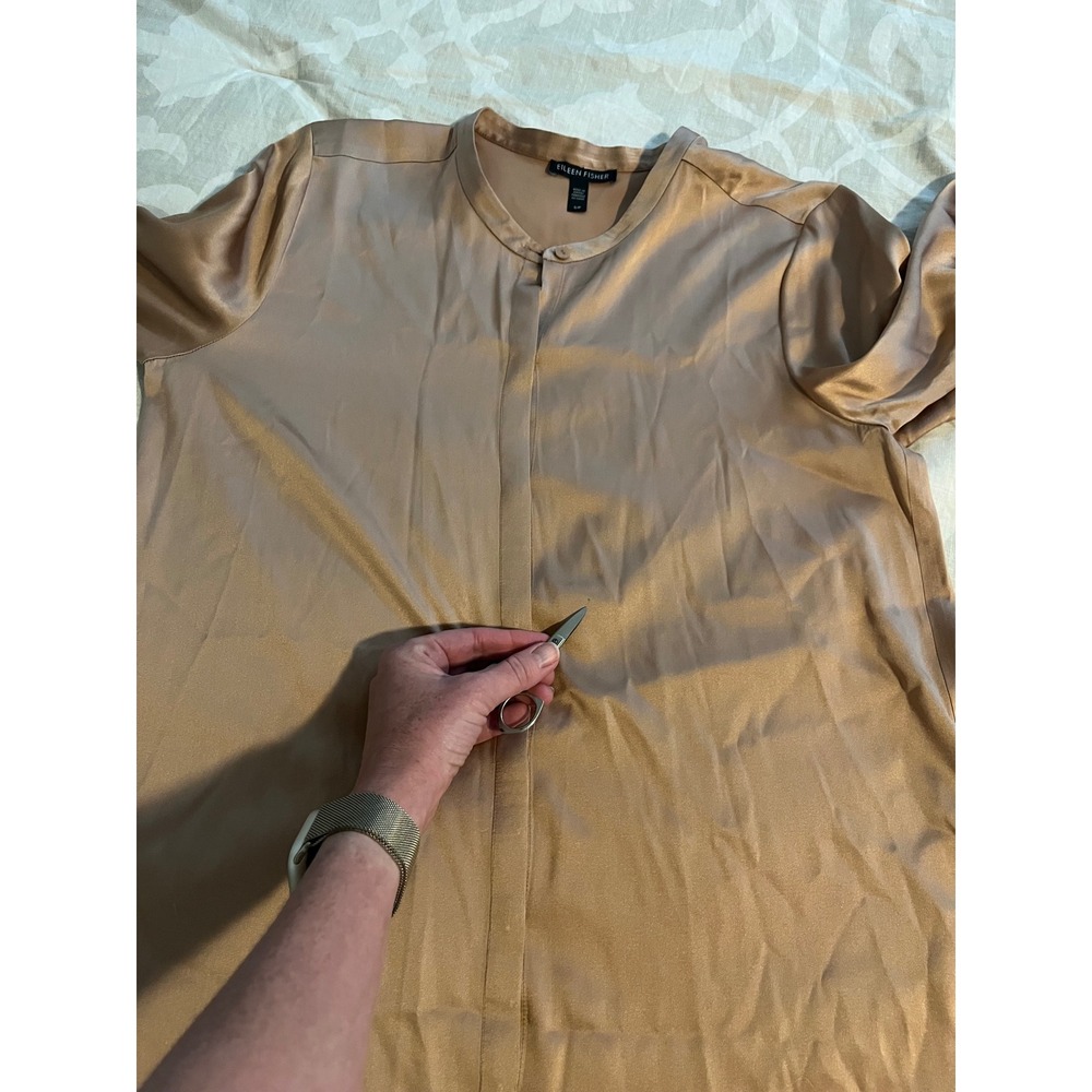 Eileen Fisher Silk Blend Hidden Button Front Blouse Champagne Tan S/P F18SM - Picture 4 of 11